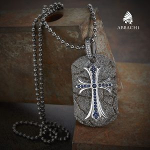 SHEILD CROSS NECKLACE